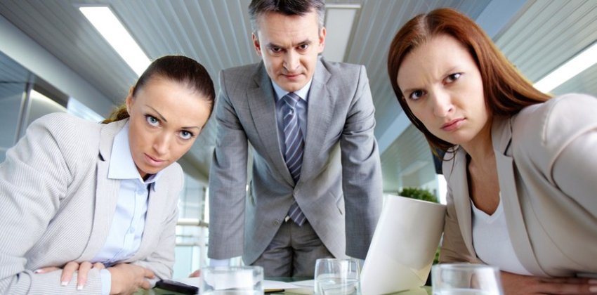 Как пересидеть начальника-абьюзера? - «Стиль жизни»